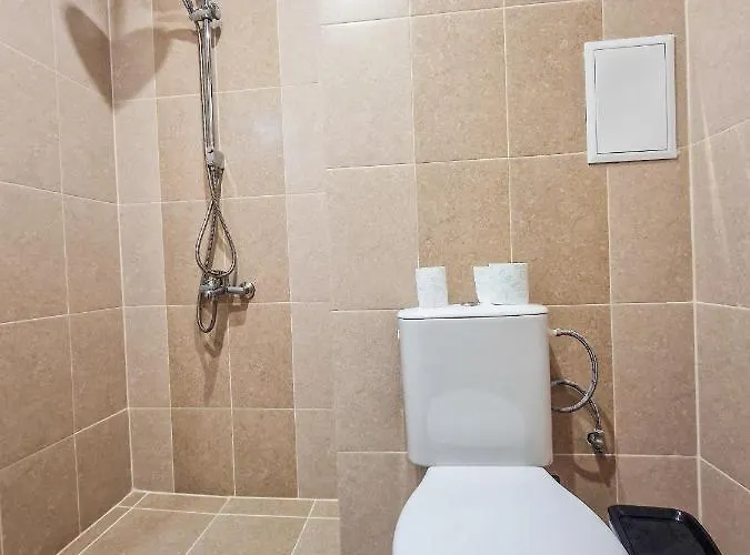 Cozy 2bd In By Flat Mаnager Apartman